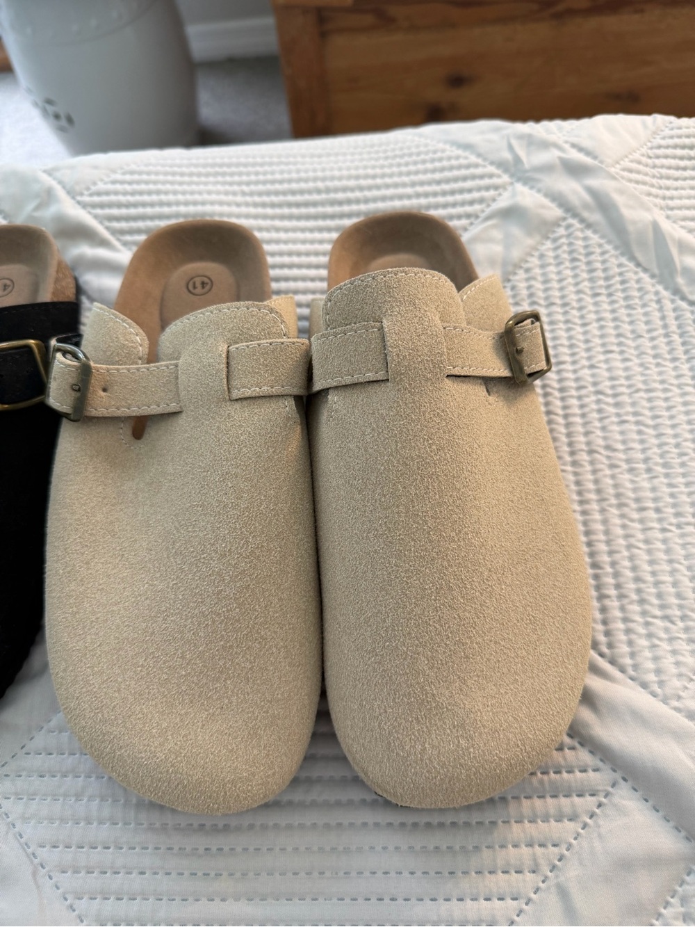 Set of 2 Suede Buckle Clog Mules in Black and Cream Sz 41 Like New - Picture 3 of 7